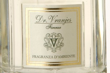 東京・南青山のvalveat 81で極上ルームフレグランスのDr.Vranjesがインスタレーション開催