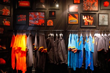 ナイキがサッカーをテーマにした期間限定ストアをオープン、ナショナルユニフォームなど販売