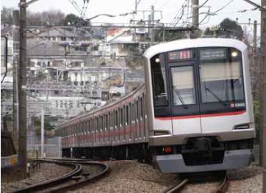 東横線と東京メトロ副都心線の乗り入れ車両として更新する5050系車両（写真：東京急行電鉄）