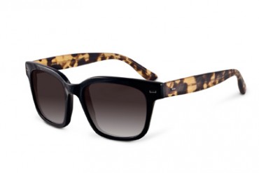 ローリーロドキン×サマのコラボアイウェアコレクションが日本で本格展開