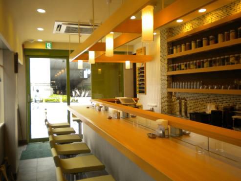 店舗内観（写真：モスフードサービス）