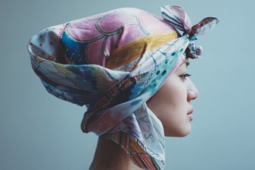 「コシラエル」のスカーフでおしゃれ度アップ！今すぐ使える活用法がいっぱいのアイディアブックも発売中