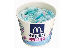 「マックフルーリー　トロピカルソーダ」（画像：日本マクドナルド）