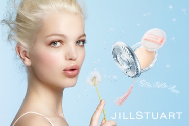 ジルスチュアートから、きめ細やかなピュア肌へ導くパウダーファンデーションが新登場