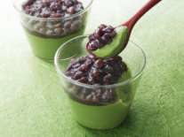 「お抹茶ぷりん」（写真：セブン-イレブン・ジャパン）