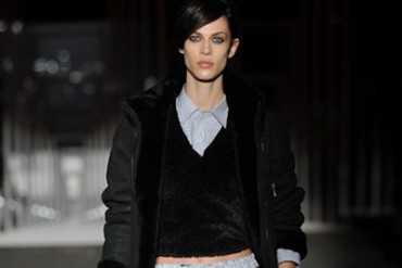 ソフィア・ココサラキがDIESEL BLACK GOLDのレディースデザイナーを辞任