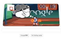 グーグルは8日、バスケットボールのミニゲームを公開した。8日AM0時時点でグーグルのトップページのロゴに組み込まれており、再生ボタンをクリックすることでプレイできる。