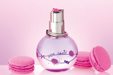 ランバンの人気香水「ランバン エクラ・ド ゥ・アルページュ」に、マカロン柄の限定エディション登場