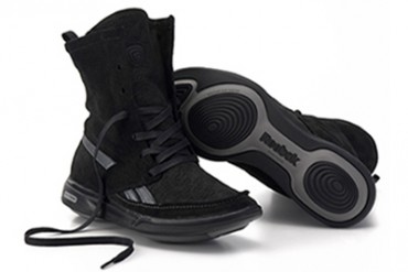 リーボック、おしゃれにエクササイズできる「イージートーン」ブーツタイプを発表