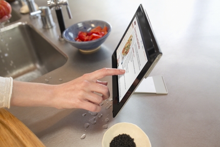 Xperia Tablet S（画像：ソニー）