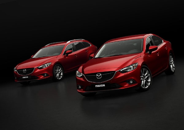 新型「Mazda6」ワゴン（欧州仕様車）（画像：マツダ）