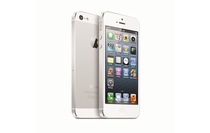 アップルの新型スマートフォン「iPhone 5」（画像：アップル）
