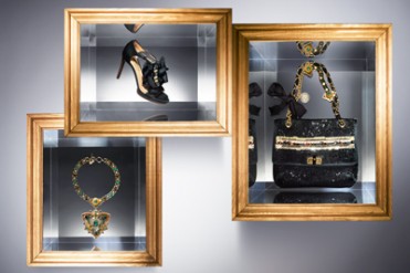 ランバンがアルベール・エルバスの10周年を祝う記念アクセサリーコレクションを発売