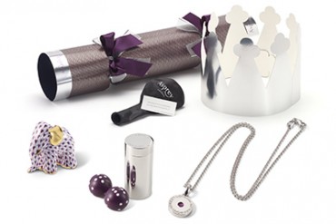 アスプレイより、12種類から選べるギフトがついたクリスマスクラッカーが限定発売