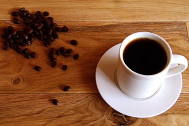 中目黒1LDK apartments.で珈琲染めのシャツなどヤエカ別注アイテム発売記念イベント