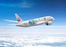 「JAL×ジブリ」特別デカール機（画像：日本航空）