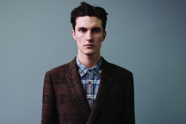 トップマンから、「生地のシャンパン」ハリス・ツイードのスーツコレクション登場、発売日に無料ビール配布