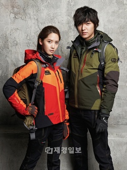 フランスのプレミアムアウトドアブランド「EIDER」(www.eider.co.kr)は、内側の着脱が可能で、一枚で3種類の着こなしが楽しめる“ラピス”ゴアテックスジャケットを紹介した。