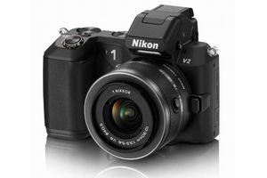 「Nikon 1 V2」ブラック（画像：ニコンイメージングジャパン）