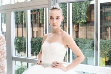 オスカー・デ・ラ・レンタのウエディングドレスが日本初上陸！ノバレーゼが販売･レンタルで取り扱いを開始 