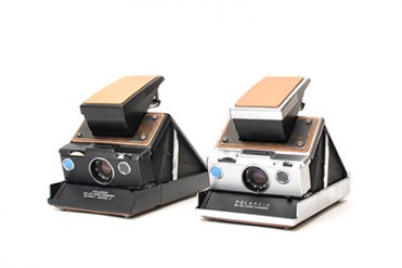 サスクワァッチファブリックスがインスタントカメラの名機「SX-70」をカスタマイズ