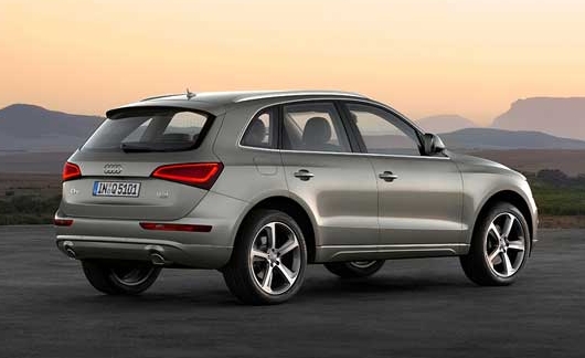 新型「Audi Q5」（画像：アウディジャパン）