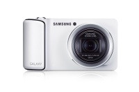 サムスン電子が発売したLTE対応カメラ「GALAXY Camera」。Android4.1を搭載しWi-FiやLTEを通じて撮影した写真をすぐに共有できるほか、スマートフォンのように様々なアプリを利用できる。