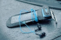 防水ヘッドフォンとアームバンド付属のiPhone用防水ケース『Waterproof Music Sport Armband + headphone for iPhone』