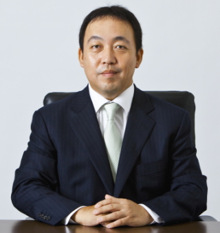 (株)岐阜フットボールクラブは25日、金融事業等の事業会社を傘下に持つホールディングカンパニーのJトラスト<8508>(大2)藤澤信義社長(個人)から、同クラブの活動支援金を受けることを明らかにした。 (株)岐阜フットボールクラブは25日、金融事業等の事業会社を傘下に持つホールディングカンパニーのJトラスト<8508>(大2)藤澤信義社長(個人)から、同クラブの活動支援金を受けることを明らかにした。
