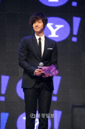 2012年12月20日から2013年1月13日まで行われた財経日報「2012今年のSTAR」で、キム・ヒョンジュンが韓流部門1位の座に輝いた。
