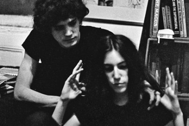 パティ・スミス来日、初自伝と詩集発売 - 新アルバム「バンガ」のツアーも開催中