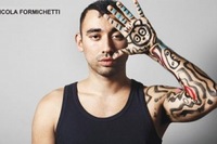 「DAZED&CONFUSED」発売記念 ニコラ・フォミルケッティのサイン会を開催