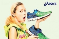 土屋アンナがアシックスのアンバサダーに 「ASICS 33」からNewモデルも登場