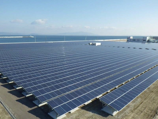 「ソフトバンク徳島臨空ソーラーパーク」（写真：SBエナジー）