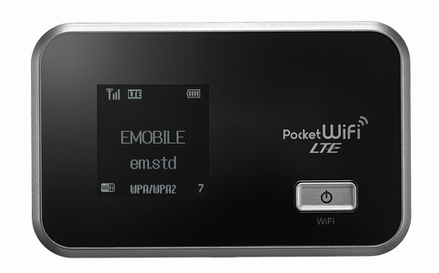 「Pocket WiFi LTE（GL06P）」（画像：イー・アクセス）