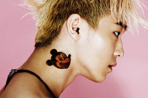 TEENTOPのエルジョー(L.Joe)がグラビアで大変身した。写真＝LOFFICIEL HOMMES