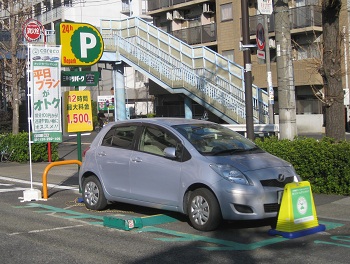 「カレコ」×「三井のリパーク」リパーク上馬駐車場（写真：三井不動産リアルティ）