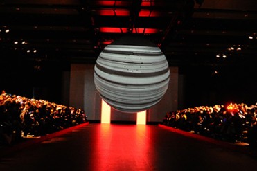 シーイー 2013-14年秋冬コレクション - 東京コレクションのラストを飾る大波乱