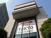 権利付き最終日、配当落ち日、日銀砲にドレッシング買い年度末スペシャルと退屈しなかった週