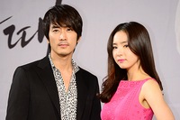 MBCドラマ「男が愛する時」製作発表会が27日にソウルで開かれ、出演者のソン・スンホン、シン・セギョンらが出席した。