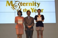 東尾理子と真山景子が「第1回マタニティオブザイヤー」を授賞