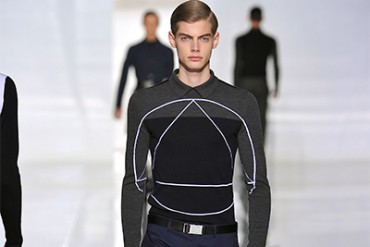 ディオール オム 2013-14年秋冬コレクション - シャープなデザインとシルエットで描く、未来を見据える男性像