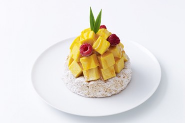表参道に新感覚のアイスクリームケーキ”アントルメグラッセ”専門店「GLACIEL」-カフェ併設