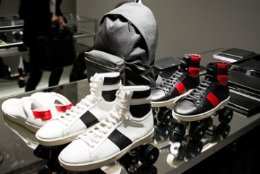 【展示会レポート】サンローラン 2013-14年秋冬メンズ - 注目は若手アーティストとのコラボレーション