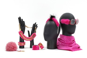 フェンディ(FENDI)から、エッジィでポップな「マイ ファースト ファー」がデビュー