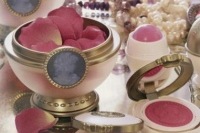 「レ・メルヴェイユーズ ラデュレ」ラフォーレ原宿にコスメの店舗をオープン