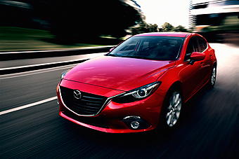 新型「Mazda3」5ドアハッチバック（北米仕様車）（画像：マツダ）