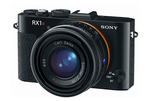 サイバーショット「RX1R」（画像：ソニーのウェブサイトより）