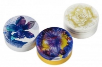 全身用保湿クリーム「スチームクリーム」を牧かほりがデザイン