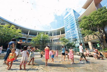 ららぽーと横浜が大規模リニューアルで「ホリスター」日本初進出、「ザラホーム」「トミーバハマ」も出店
